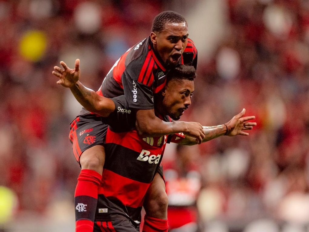 Bruno Henrique pede permanência de Lorran no Flamengo após destaque contra o Olimpia