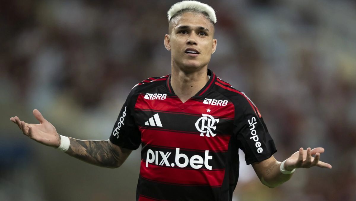 Luiz Araújo preocupa, enquanto Flamengo esclarece situação de De la Cruz