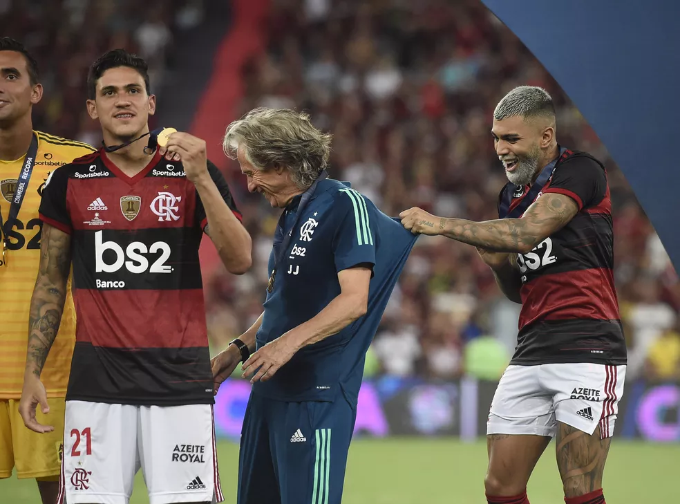 Jorge Jesus revela que quase convocou o Brasil e aponta Pedro como melhor centroavante