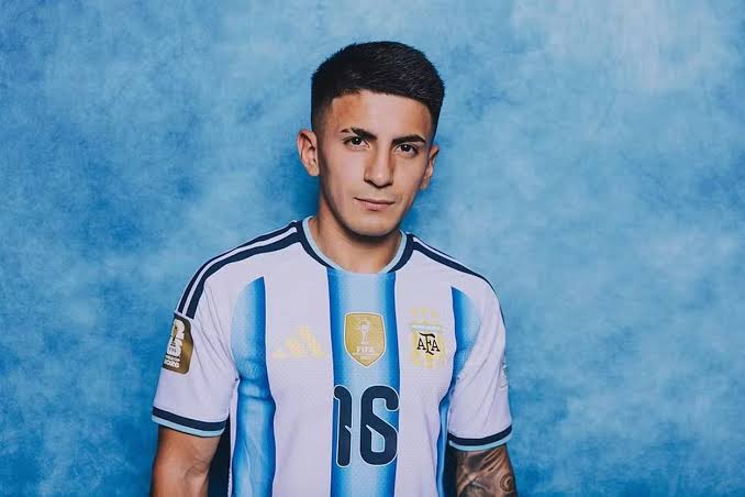 Empresário de Thiago Almada desembarca no Rio para avançar em acordo com o Flamengo