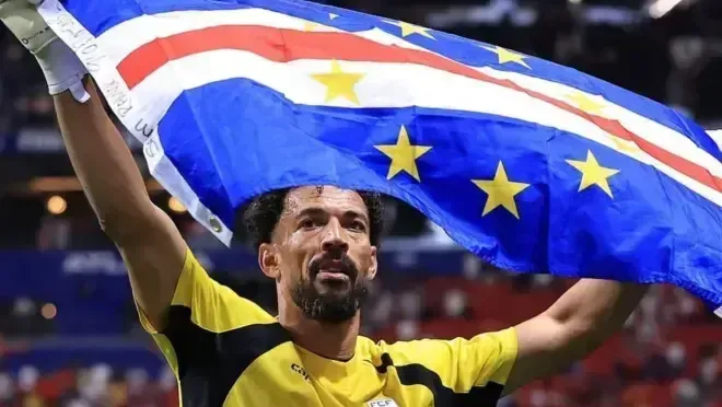 Vozinha: do desemprego à consagração mundial, agora rumo ao Chile