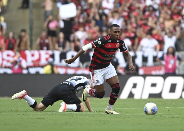 Imprensa espanhola destaca renascimento de Lorran no Flamengo