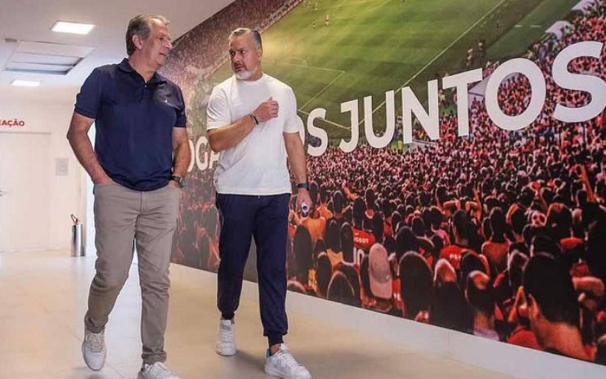 Flamengo supera R$ 900 milhões em reforços na gestão Bap