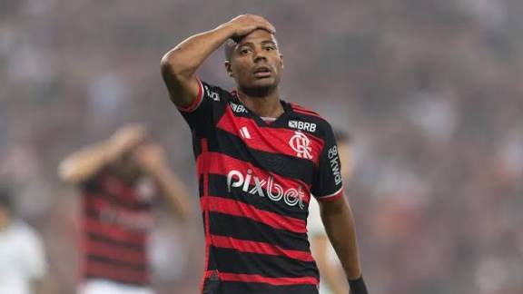 De la Cruz: R$ 102 milhões e pouco retorno no Flamengo