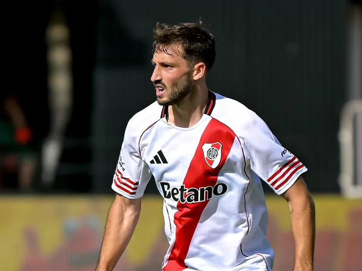 Getafe tenta contratar Viña, que pertence ao Flamengo