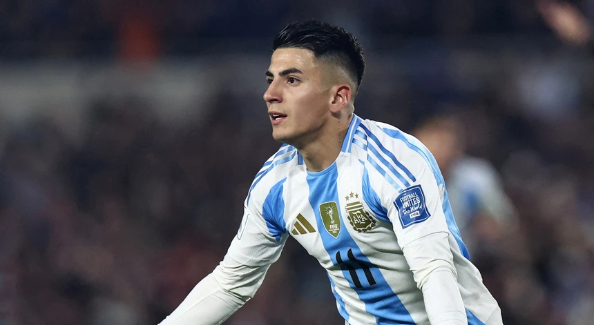 River supera Flamengo e encaminha contratação de Almada