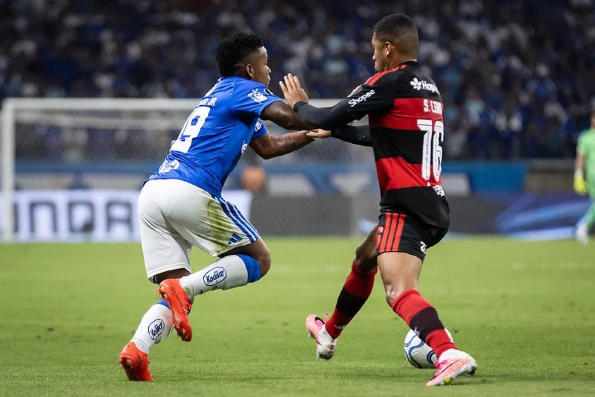 Flamengo perde para o Cruzeiro de virada no Mineirão