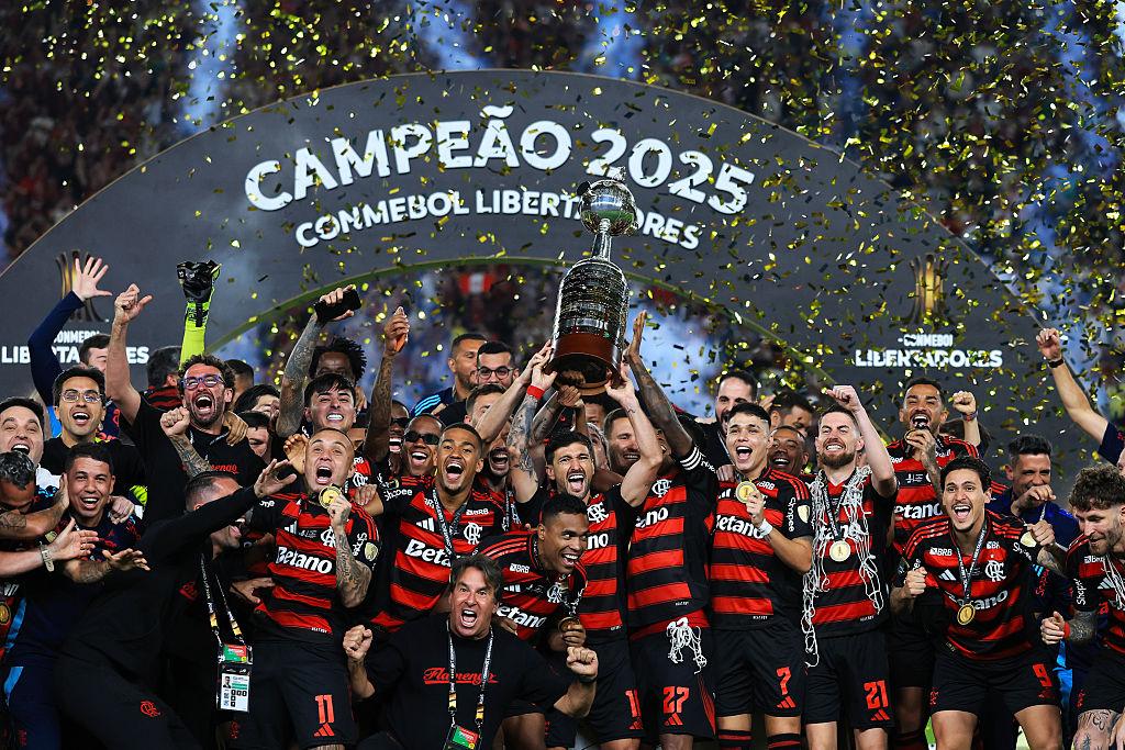 Flamengo assusta o mundo e mira o penta da Libertadores
