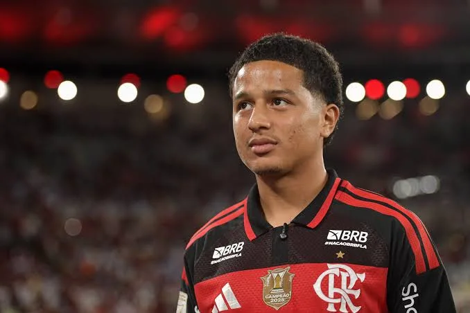 Anthony Valencia: por que não joga no Flamengo?