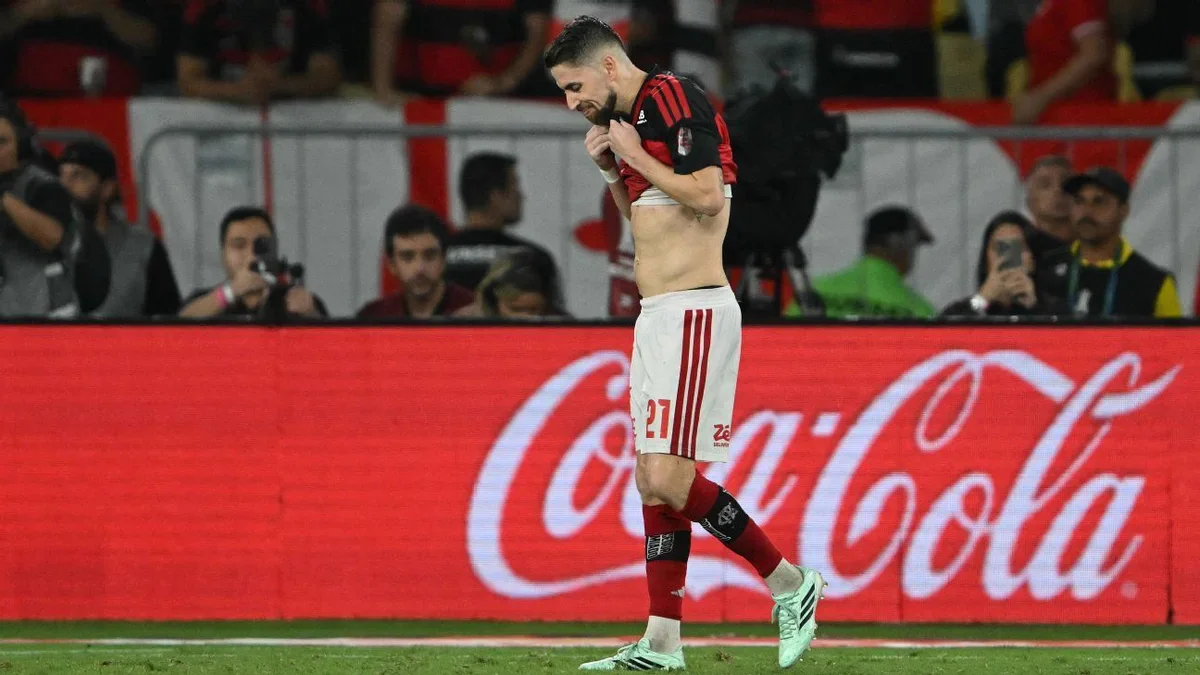 Flamengo cai nos pênaltis e é eliminado pelo Estudiantes